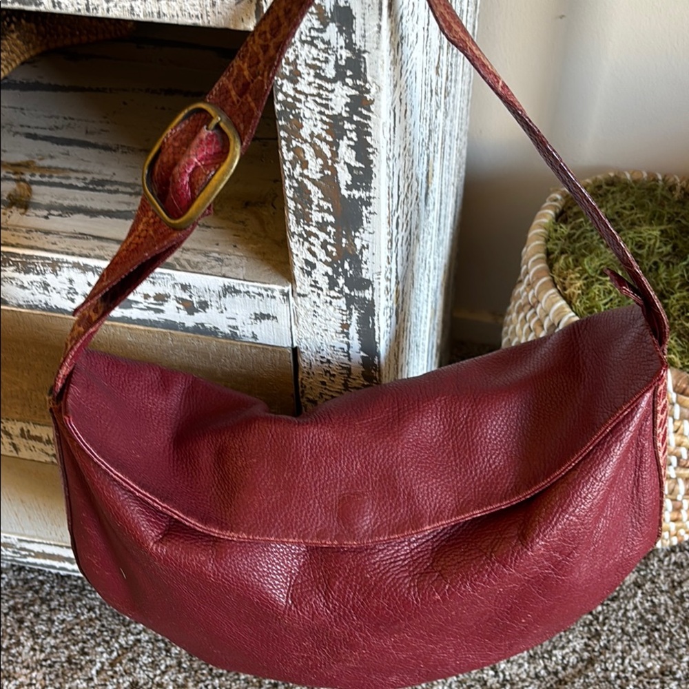 Petusco Burgundy Leather Shoulder 90s‎ Bag